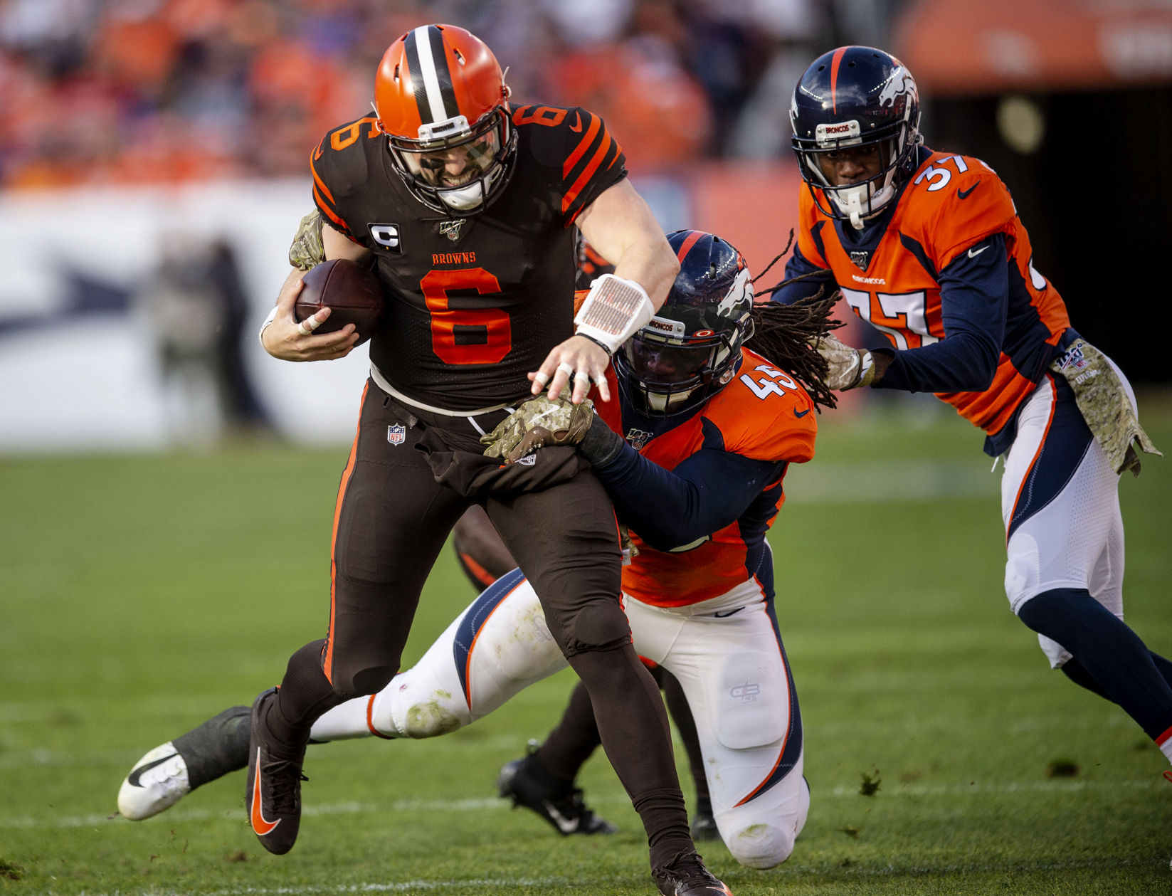 110419-s-broncosvs.browns 09.jpg